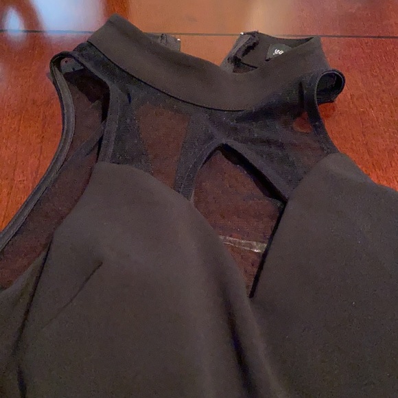 Black dress - Picture 2 of 4